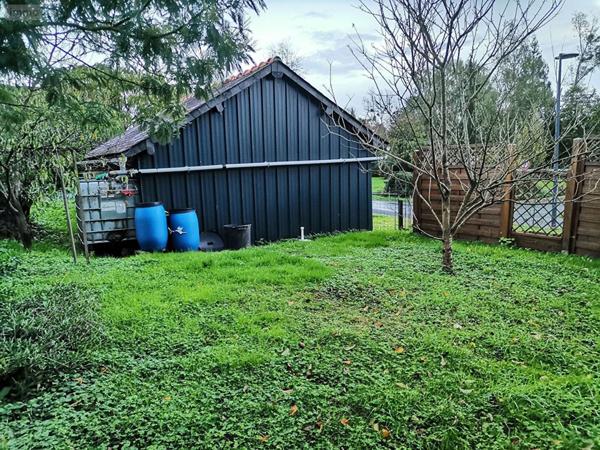 Garage - Parking à vendre à Iffendic en Ille-et-Vilaine (35750), ref : 048-V720V