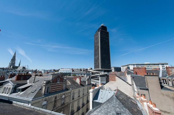 HYPER CENTRE VILLE CHARMANT T2 MEUBLE,  
Nantes 44000