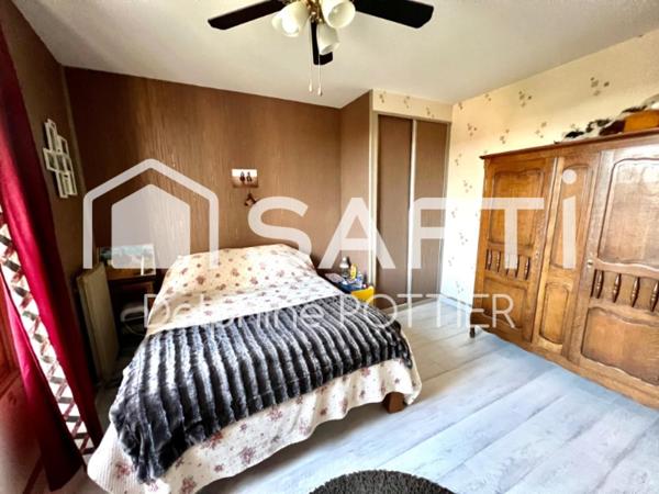 Longère 216 m² + gîte meublé de 50m² + garage + granges