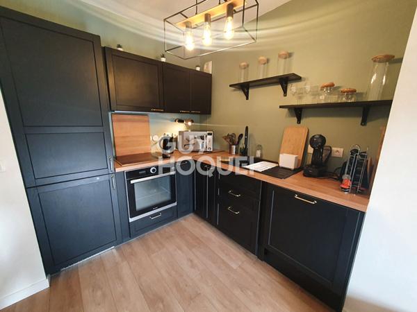 T2 Meublé + Terrasse + Place pkg