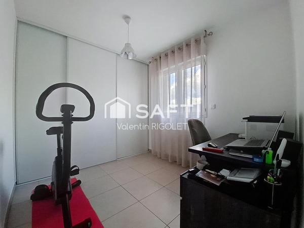 T4 lumineux, terrasse et confort au quotidien