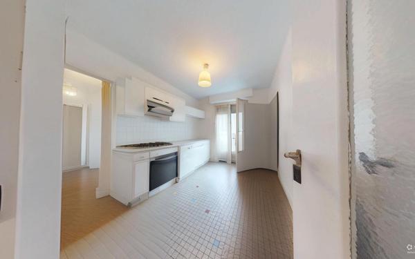 Appartement à vendre    5 pièces • 83 m2 Schiltigheim