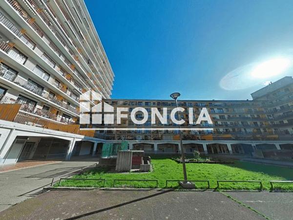 Location Studio 18.04 m² - 14 PLACE CARNOT Rosny Sous Bois 93110