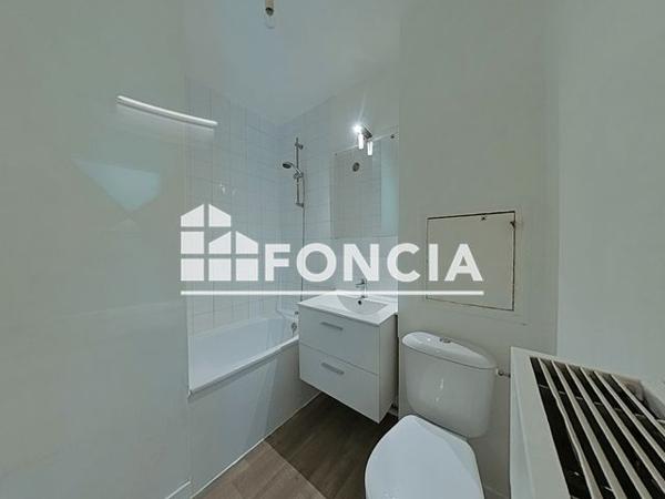 Location Studio 18.04 m² - 14 PLACE CARNOT Rosny Sous Bois 93110