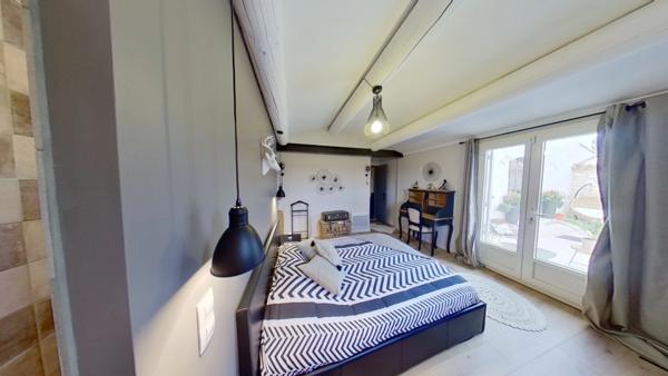 À Vendre – Magnifique Propriété Contemporaine à Roussillon, Cœur du Luberon