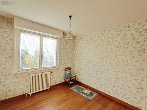 Maison à restaurer à vendre à Aigrefeuille-d'Aunis en Charente-Maritime (17290), ref : 649