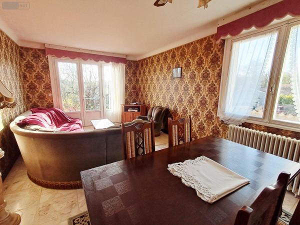 Maison à restaurer à vendre à Aigrefeuille-d'Aunis en Charente-Maritime (17290), ref : 649