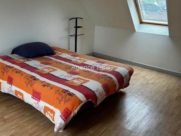 Appartement - Oloron-sainte-marie - Réf.:205381 OLORON CENTRE-VILLE - APPARTEMENT T4 EN DUPLEX DANS RESIDENCE CALME -