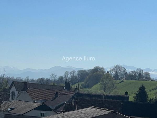 Appartement - Oloron-sainte-marie - Réf.:205381 OLORON CENTRE-VILLE - APPARTEMENT T4 EN DUPLEX DANS RESIDENCE CALME -