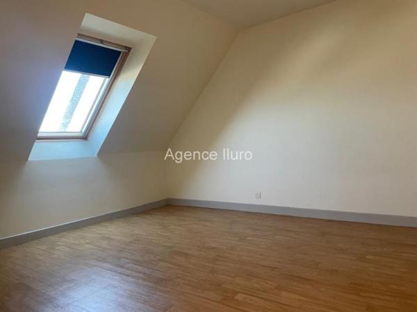 Appartement - Oloron-sainte-marie - Réf.:205381 OLORON CENTRE-VILLE - APPARTEMENT T4 EN DUPLEX DANS RESIDENCE CALME -