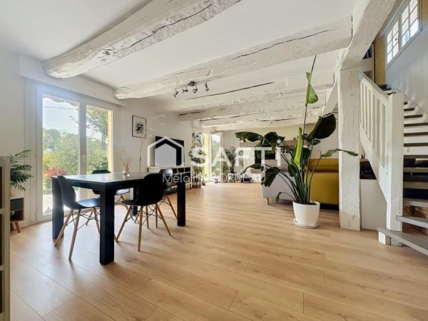 Maison traditionnelle, 4 chambres, centre-bourg