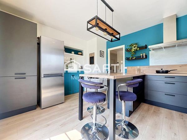 Maison traditionnelle, 4 chambres, centre-bourg
