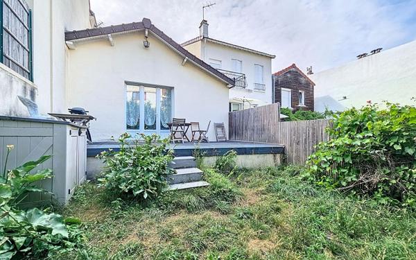 Maison à louer    2 pièces •  Garches