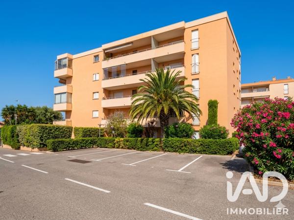 Appartement à vendre 2 pièces 48 m² Fréjus