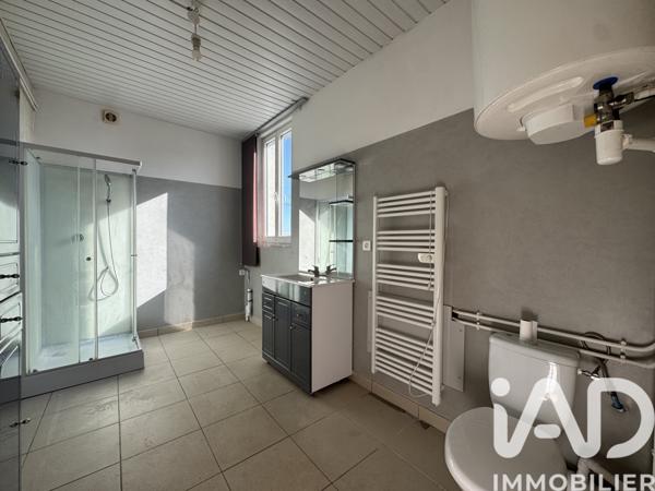 Location appartement 2 pièces 44 m² Saint-Branchs