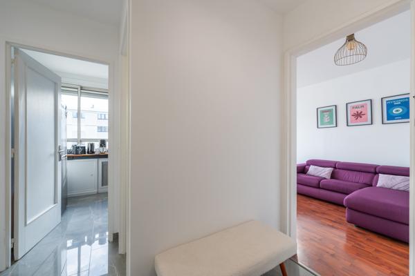 Appartement
         3 pièces
        - 52 m² Exclusivité 285 000 € *