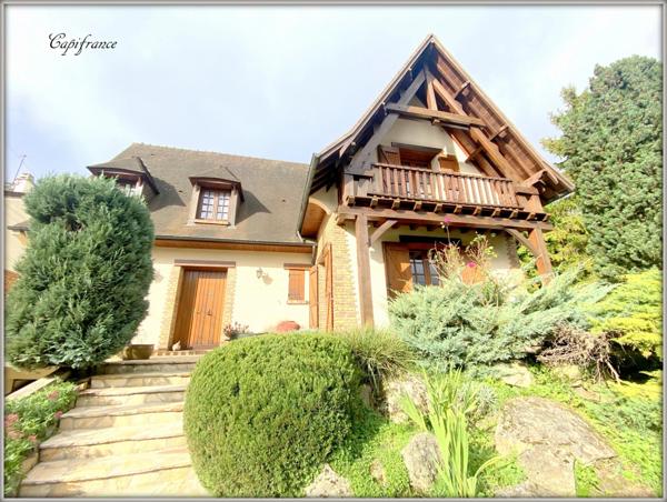 Dpt (93), à vendre maison P6 de 255 m² - Terrain de 808,00 m²