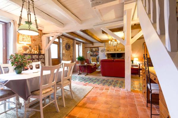 Maison à vendre 7 pièces LAMARCHE SUR SAONE (21)