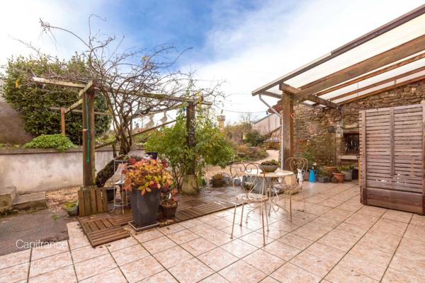 Maison à vendre 7 pièces LAMARCHE SUR SAONE (21)