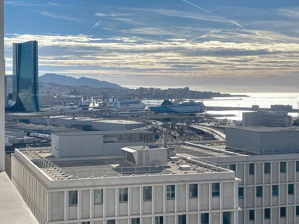 T3 PARFAIT ÉTAT AVEC VUE MER / TERRASSE / STATIONNEMENT /