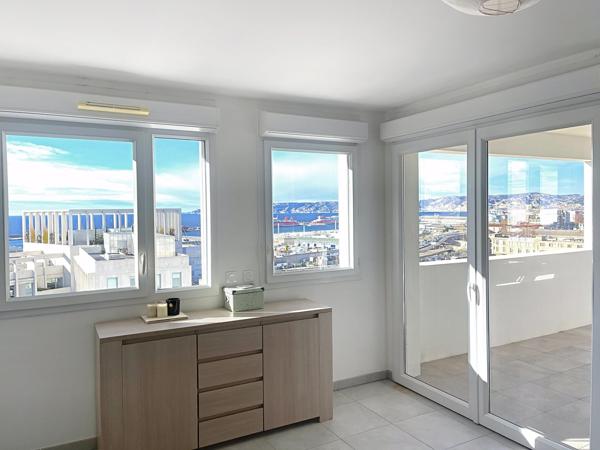 T3 PARFAIT ÉTAT AVEC VUE MER / TERRASSE / STATIONNEMENT /