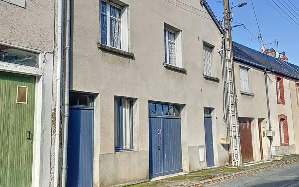 Maison à vendre    4 pièces •  Gouzon