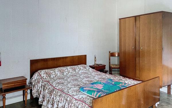 Maison à vendre    4 pièces •  Gouzon