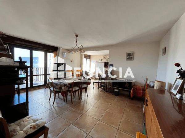 À vendre Appartement 5 pièces 117 m² - Grenoble 38100