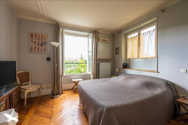 Maison à vendre |  Asnières-sur-Seine |  6 pièces | 200 m²