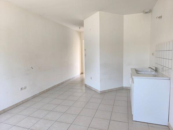 A vendre maison N°2 mitoyenne 34 m² avec jardinet à Libourne