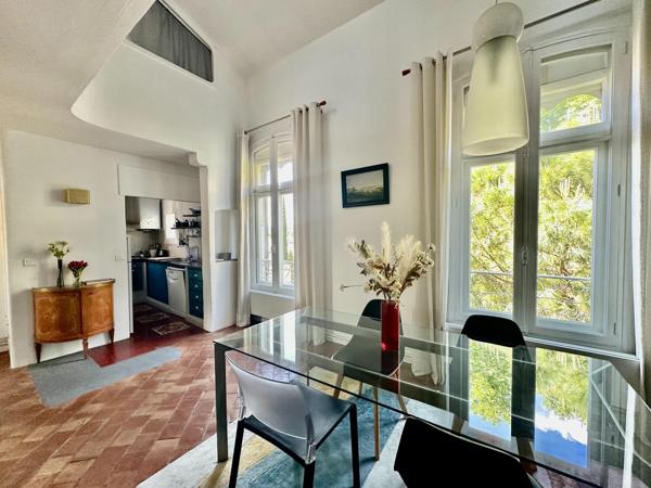 Appt duplex T4 70m² Avignon INTRA MUROS – lumineux