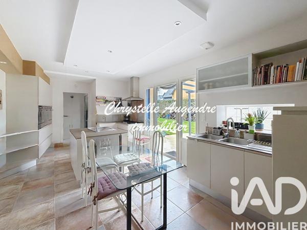 Maison à vendre 10 pièces 227 m² Saint-Malo