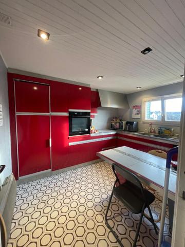 IMMEUBLE DE RAPPORT  SITUE À ATHIS-MONS, À 10 min de la GARE DE JUVISY-SUR-ORGE ET DU CENTRE VILLE.