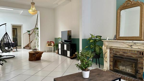 Maison 190 m² – cachet & volumes – cœur de Tourcoing