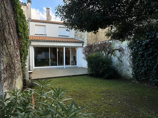 Maison ROYAN-CENTRE 4 pièce(s) 97 m2 Royan