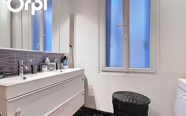 Appartement à vendre    5 pièces • 105,05 m2 Toulon