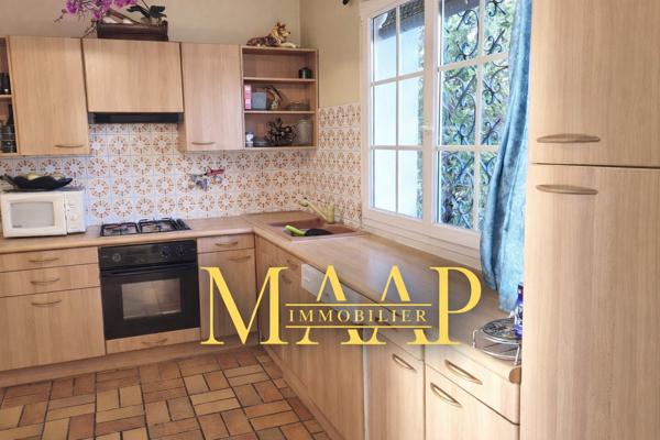 Maison plain-pied 3 chambres - 2142 m² piscinable - Cajarc