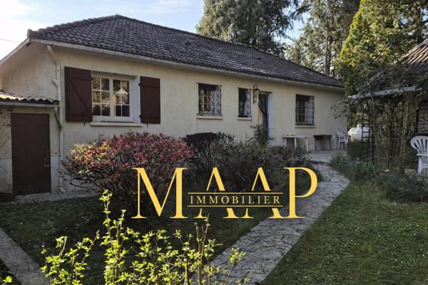 Maison plain-pied 3 chambres - 2142 m² piscinable - Cajarc
