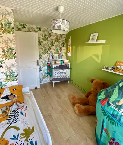 Maison 5 pièce(s) 4 chambre(s) 165 m²