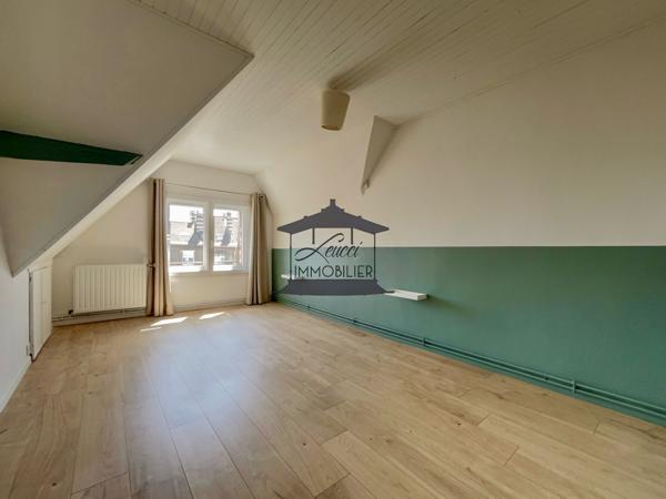 Maison 5 pièce(s) 4 chambre(s) 165 m²
