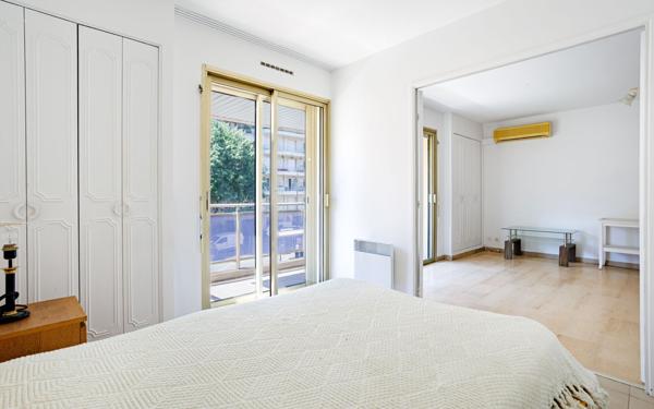 Appartement à vendre    2 pièces • 38,09 m2 Juan-les-Pins - Antibes