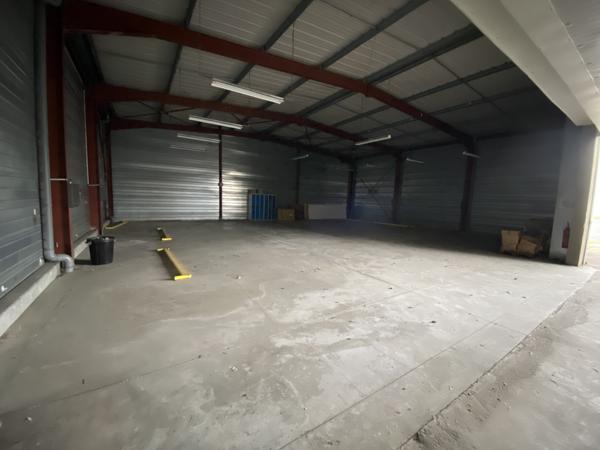 Serres-Castet (64121) ENSEMBLE IMMOBILIER AVEC BUREAUX