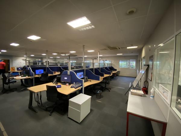 Serres-Castet (64121) ENSEMBLE IMMOBILIER AVEC BUREAUX