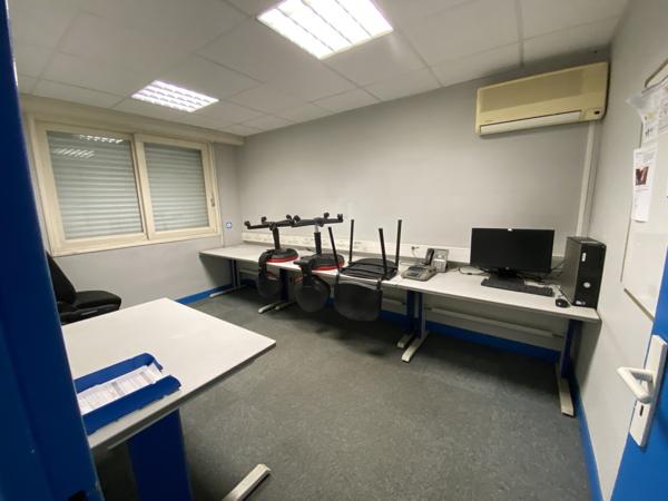 Serres-Castet (64121) ENSEMBLE IMMOBILIER AVEC BUREAUX