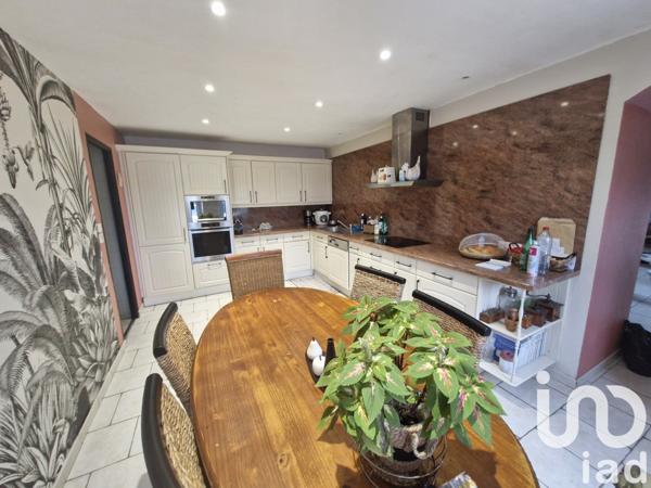 Longère 7 pièces de 145 m² à Crancey (10100)