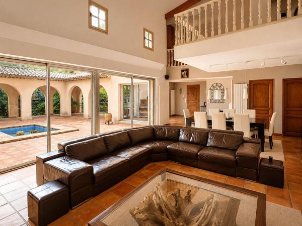 superbe maison de Maître type Hacienda