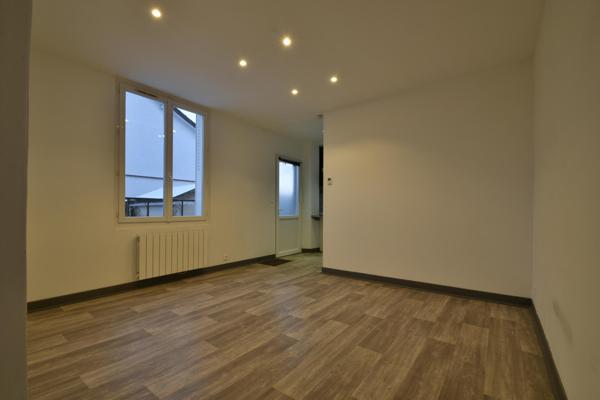 appartement t3 situe 24 rue Pierre Curie TROYES