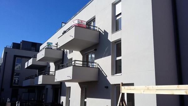 LOCATION TYPE 2 PARENTHESE C201,  
Angers 49000