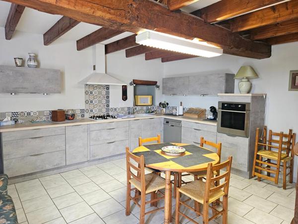 Maison à Thouars, 79100 - 4 pièces 68m²