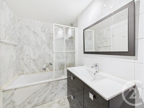 Appartement T4 à vendre  4 pièces - 89,62 m2 TOULON - 83